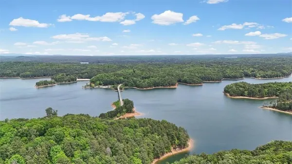 $825,000 | 12 Somerset Lane, Cartersville, GA 30121