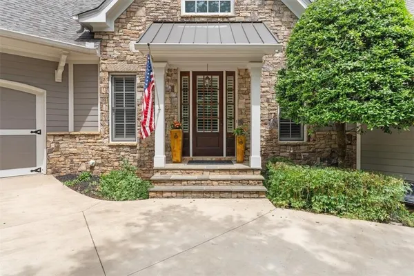 $825,000 | 12 Somerset Lane, Cartersville, GA 30121