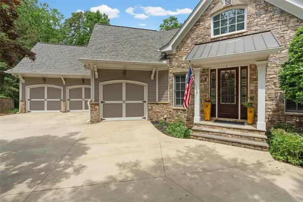 $825,000 | 12 Somerset Lane, Cartersville, GA 30121