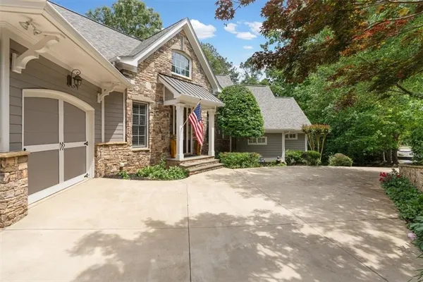 $825,000 | 12 Somerset Lane, Cartersville, GA 30121