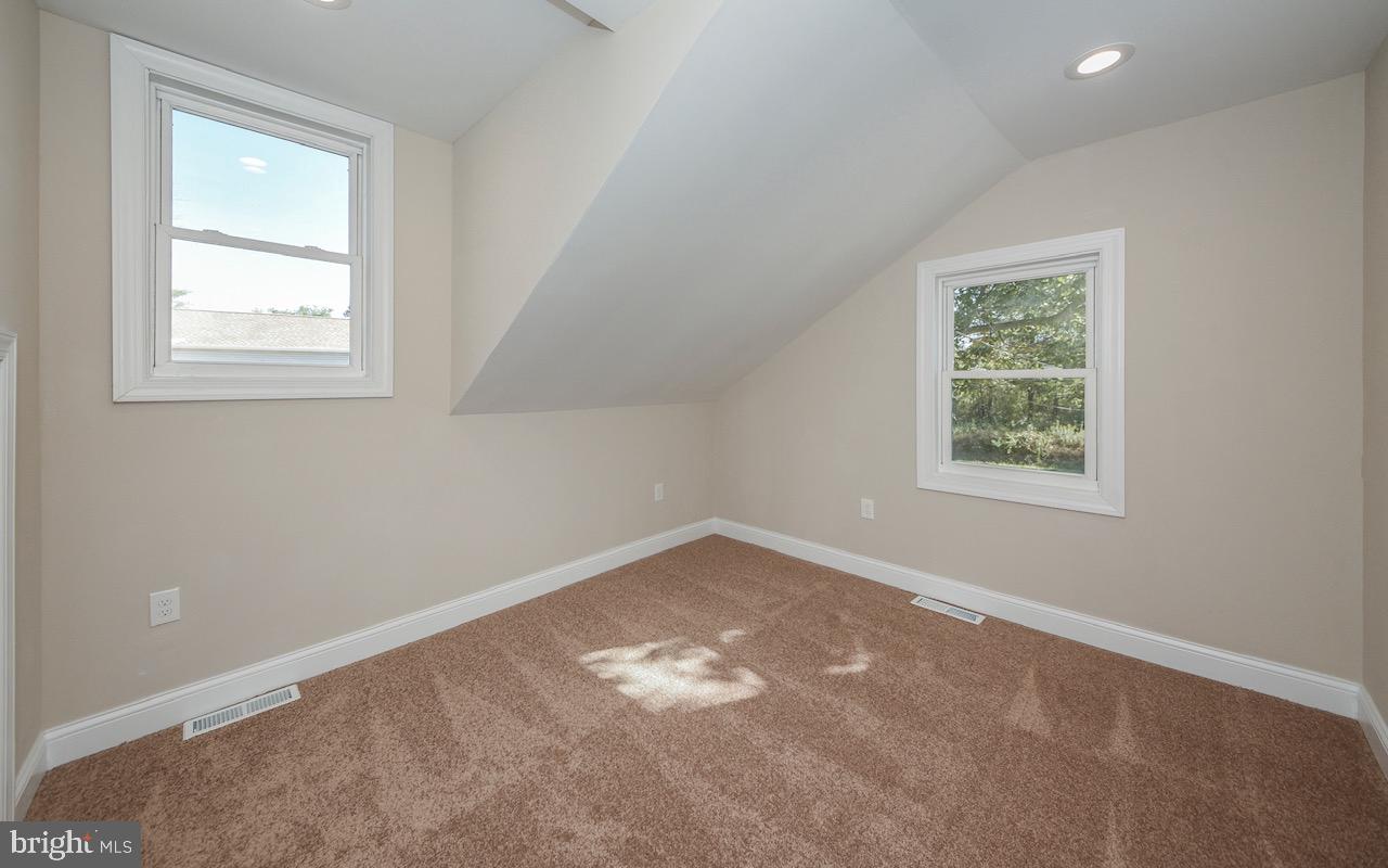 26 Park Road Ambler, PA 19002 - Photo 22 of 32