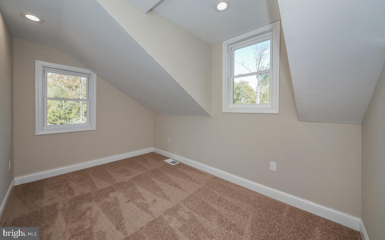 26 Park Road Ambler, PA 19002 - Photo 23 of 32