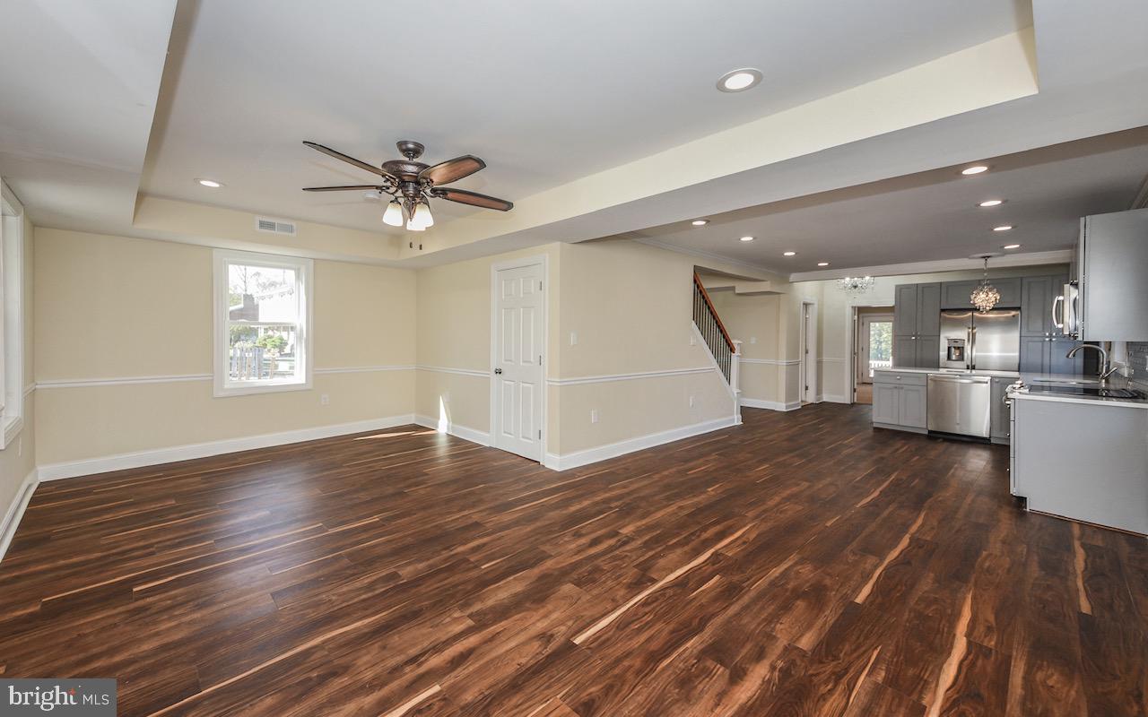 26 Park Road Ambler, PA 19002 - Photo 4 of 32