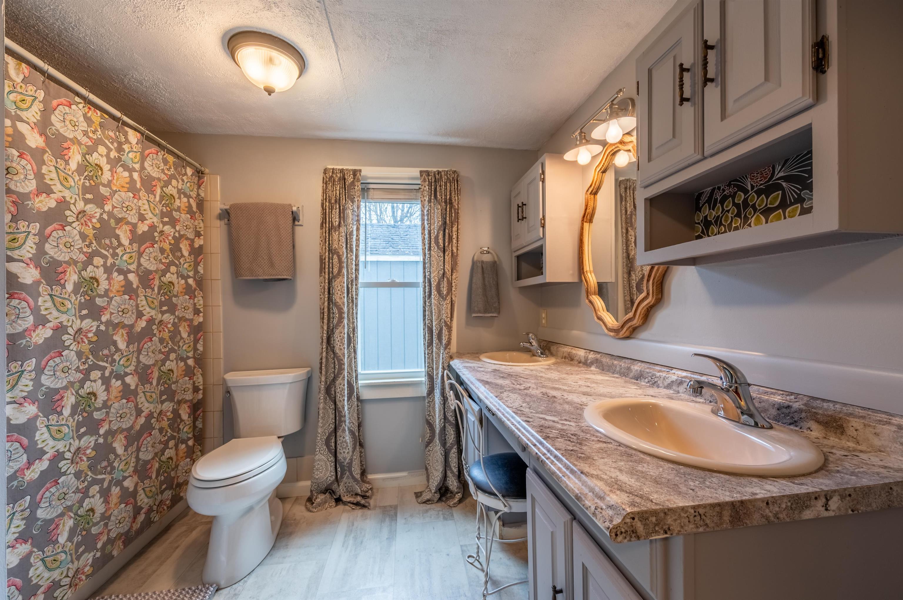 58 Library Road Grafton, NH 03240 - Photo 14 of 38