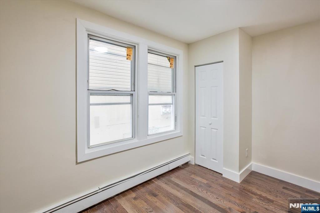 22 Edwin Place Newark, NJ 07112 - Photo 16 of 50