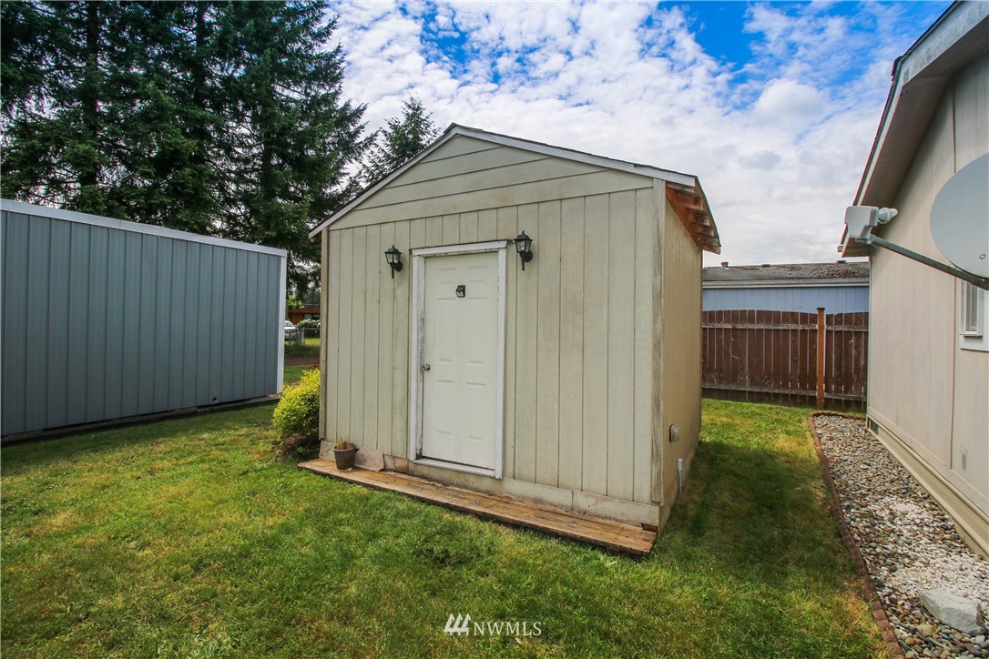 9919 180th Way Southwest Rochester, WA 98579 - Photo 6 of 17