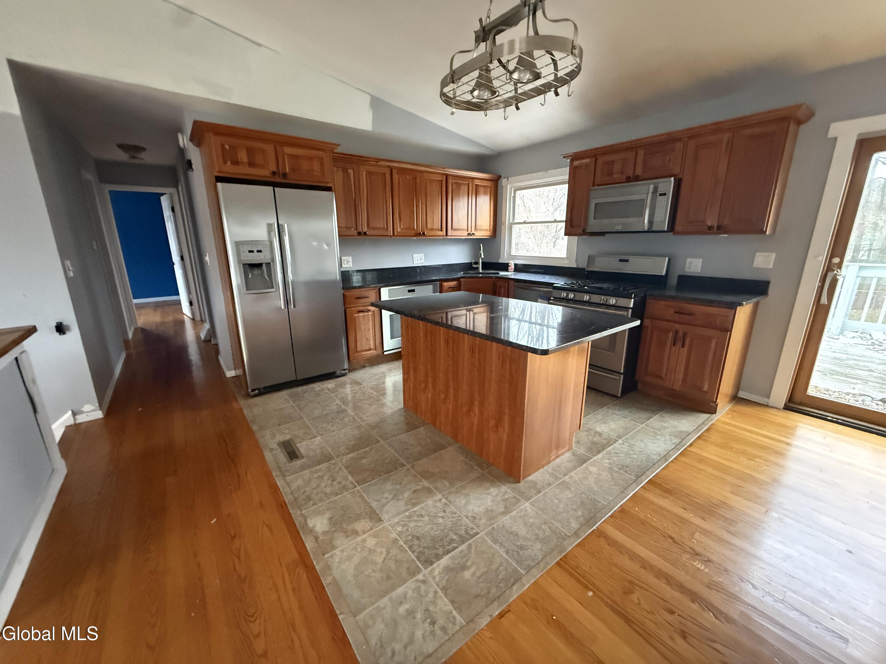 150 Stonington Hill Road Voorheesville, NY 12186 - Photo 2 of 15 IMG_4681