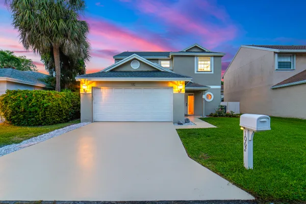 $550,000 | 1062 Fairfax Circle West, Boynton Beach, FL 33436