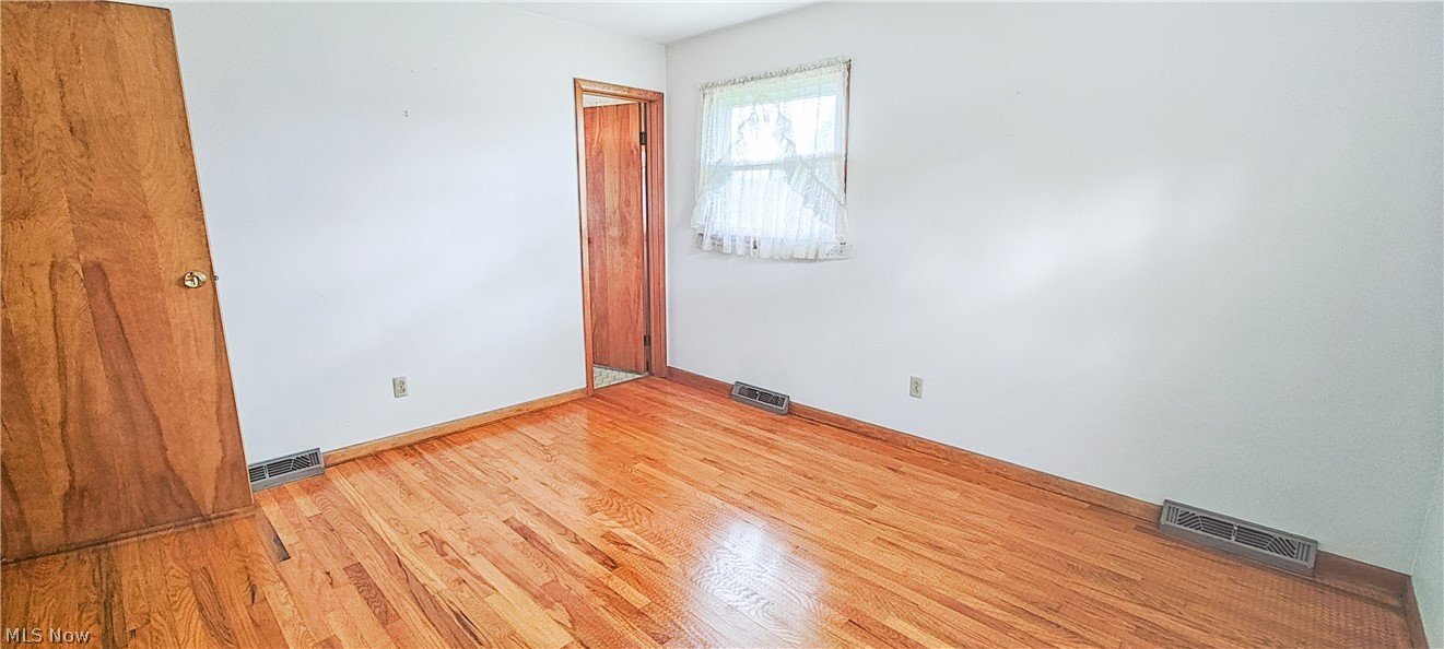 227 Struthers-Liberty Road Campbell, OH 44405 - Photo 9 of 19 Master BR