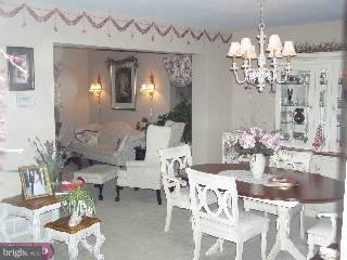 130 Cornflower Road Trenton, NJ 08620 - Photo 3 of 6 Gallery Image 3