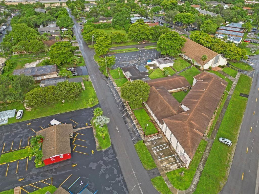740 Southwest 10th Street Pompano Beach, FL 33060 - Photo 8 of 10 Photo 8