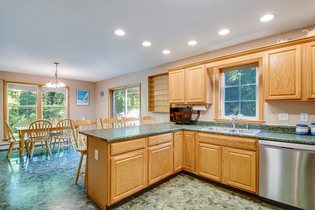 17 Acton Road Ashland, MA 01721 - Photo 3 of 29 Gallery Image 3