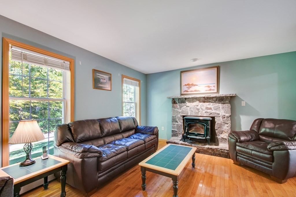 17 Acton Road Ashland, MA 01721 - Photo 9 of 29 Gallery Image 9