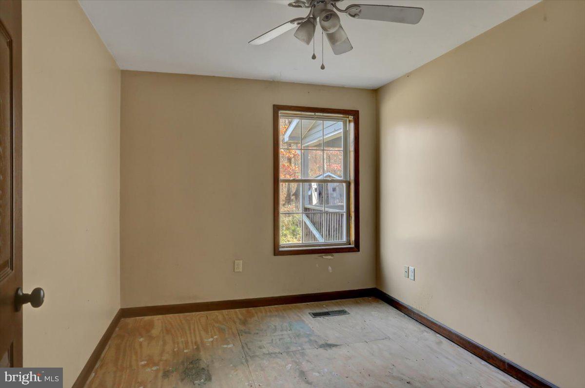 16950 Amberson Road Spring Run, PA 17262 - Photo 17 of 36 Bedroom