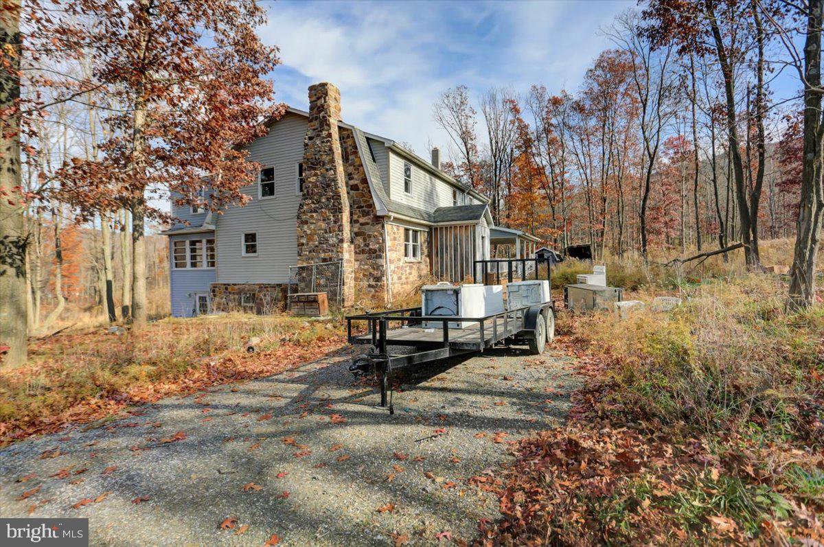 16950 Amberson Road Spring Run, PA 17262 - Photo 5 of 36