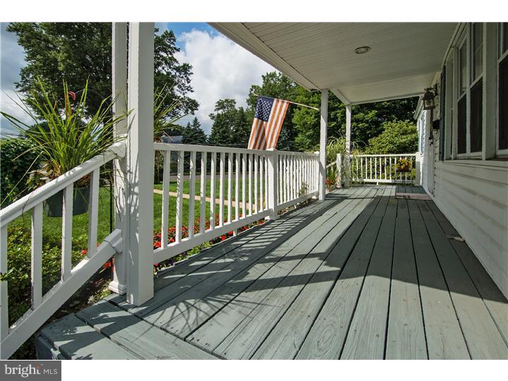 601 Stewart Road Hatboro, PA 19040 - Photo 4 of 22 Porch