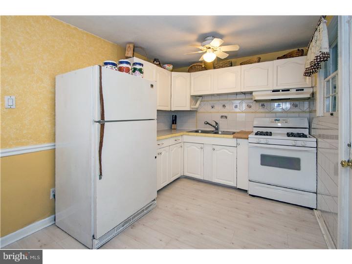 601 Stewart Road Hatboro, PA 19040 - Photo 8 of 22 Kitchen