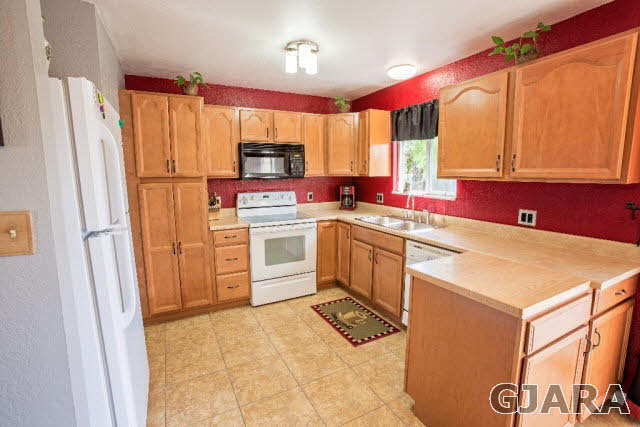 607 Oxbow Road Grand Junction, CO 81504 - Photo 7 of 8 Gallery Image 7