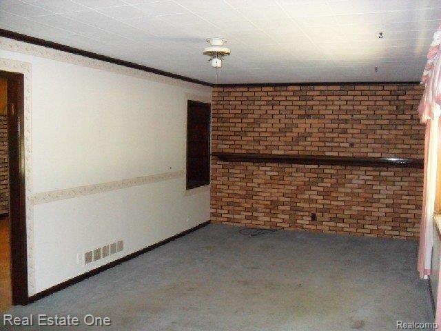 18230 Williamsville Road Gregory, MI 48137 - Photo 17 of 25 Living Room