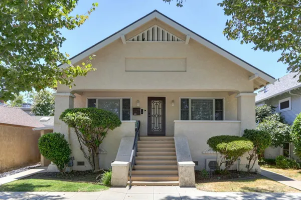 $699,000 | 2422 U Street, Sacramento, CA 95818