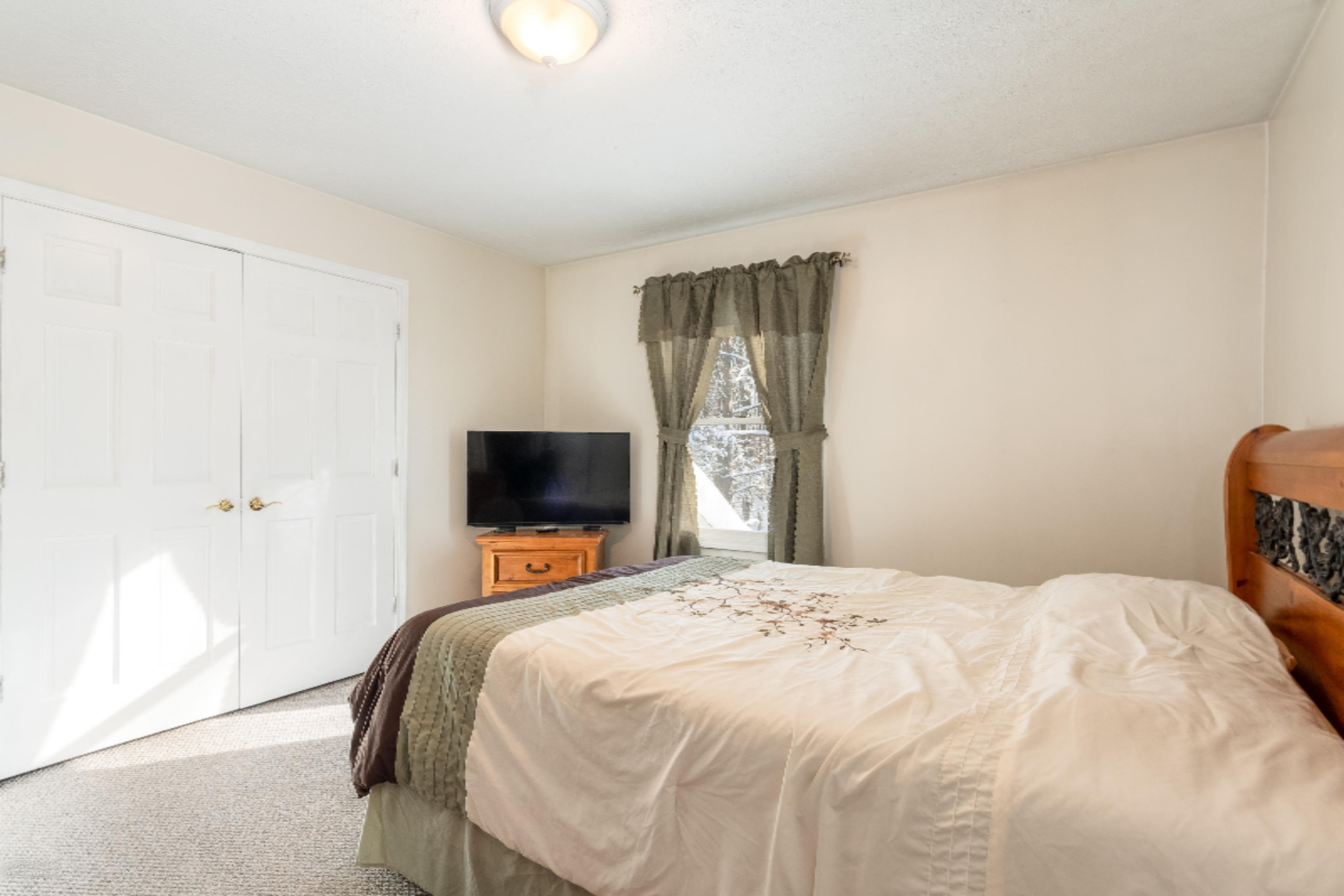 2605 South Patterson Road Wayland, MI 49348 - Photo 18 of 39 2605 S Patterson-18