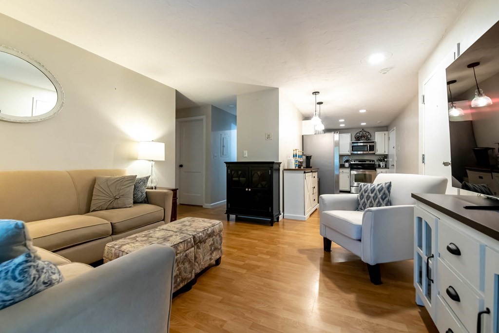189 Littleton Road, Unit 56 Chelmsford, MA 01824 - Photo 4 of 17 Gallery Image 4
