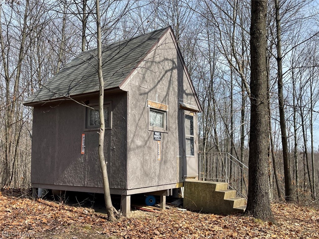Cordova Road Dennison, OH 44621 - Photo 9 of 16 Approx. 12’x14’ pole construction cabin