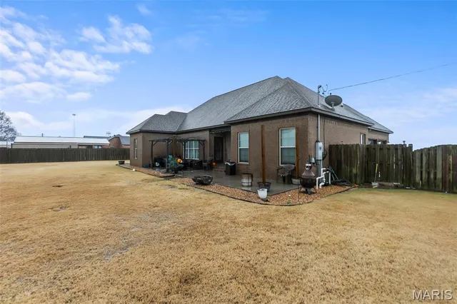 $285,000 | 1467 State Highway, Steele, MO 63877