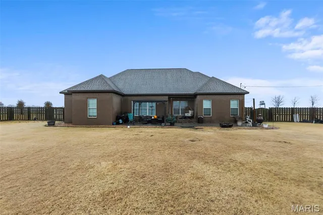 $285,000 | 1467 State Highway, Steele, MO 63877