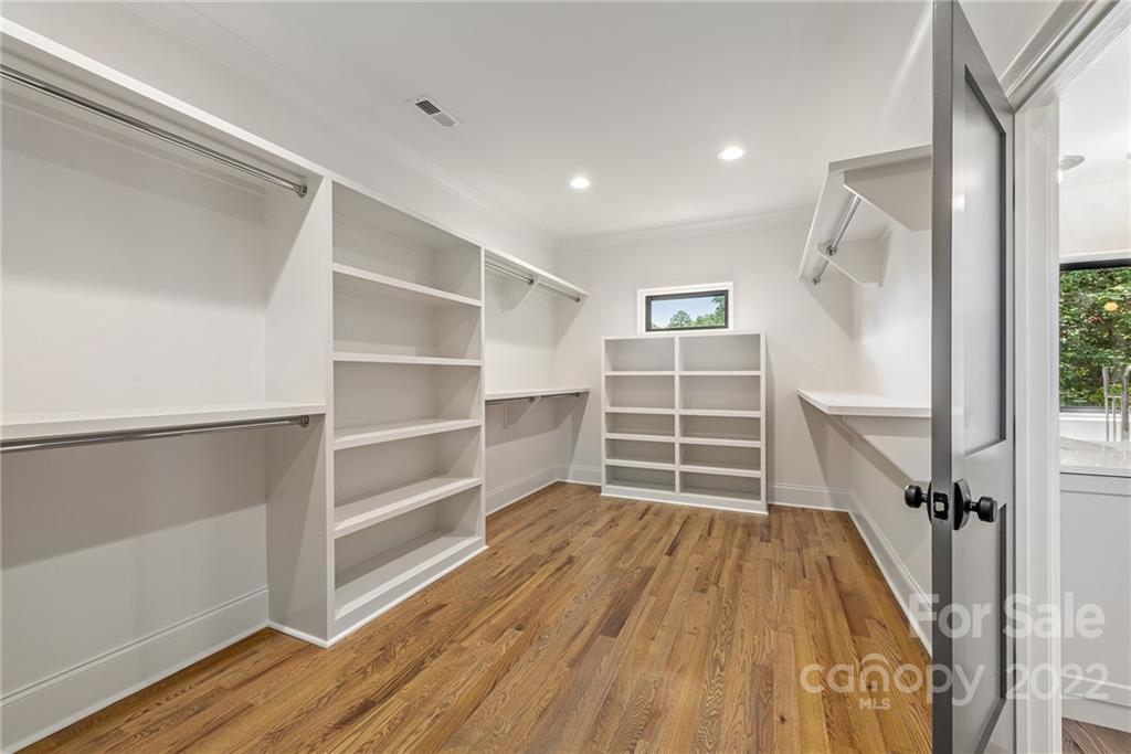 4212 Water Oak Road Charlotte, NC 28211 - Photo 23 of 39 Gallery Image 23