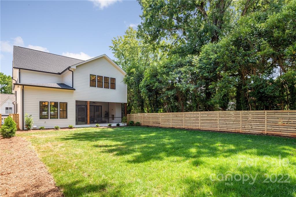 4212 Water Oak Road Charlotte, NC 28211 - Photo 34 of 39 Gallery Image 34