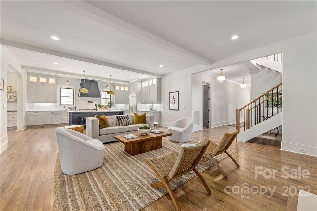 4212 Water Oak Road Charlotte, NC 28211 - Photo 6 of 39 Gallery Image 6