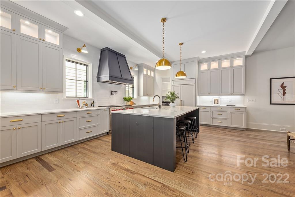 4212 Water Oak Road Charlotte, NC 28211 - Photo 8 of 39 Gallery Image 8