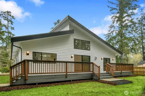 $649,900 | 159 Duck Lake Drive Southeast, Ocean Shores, WA 98569