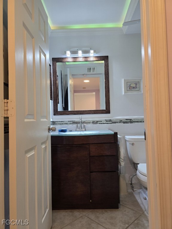 5940 Cranbrook Way, Unit A105 Naples, FL 34112 - Photo 13 of 33