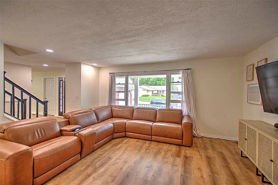 5232 Melwood Court Decatur, IL 62521 - Photo 3 of 38 Gallery Image 3