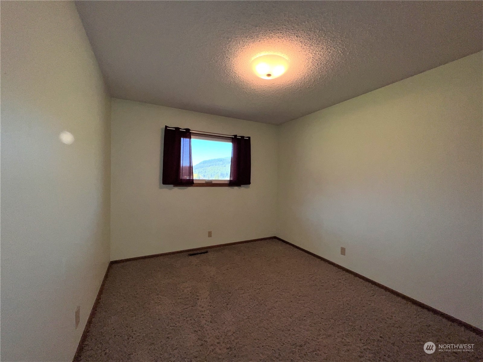 15966 S Highway Republic, WA 99166 - Photo 13 of 40 Gallery Image 13