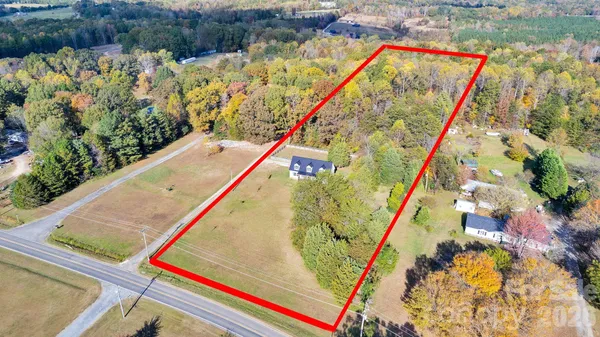 $685,000 | 513 Weathers Creek Road, Troutman, NC 28166