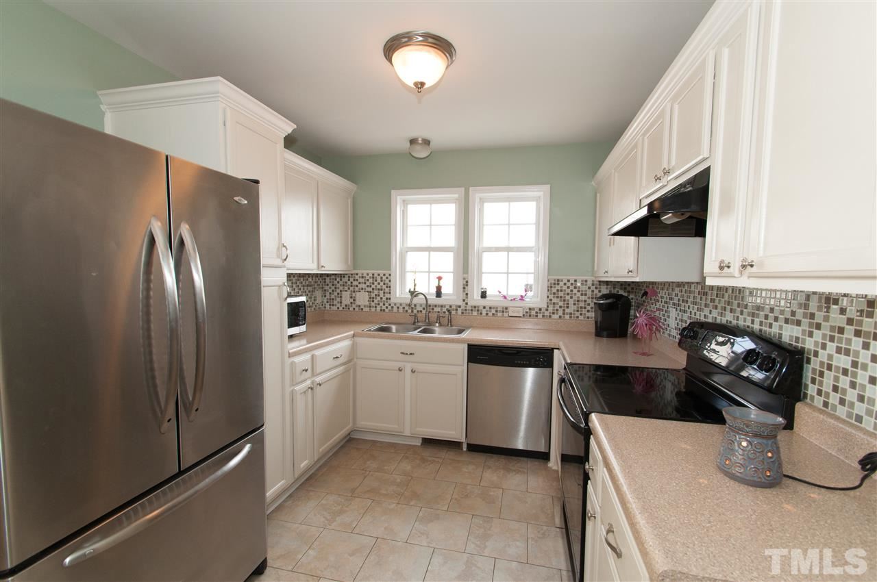 4836 Windbreak Lane Raleigh, NC 27616 - Photo 4 of 12