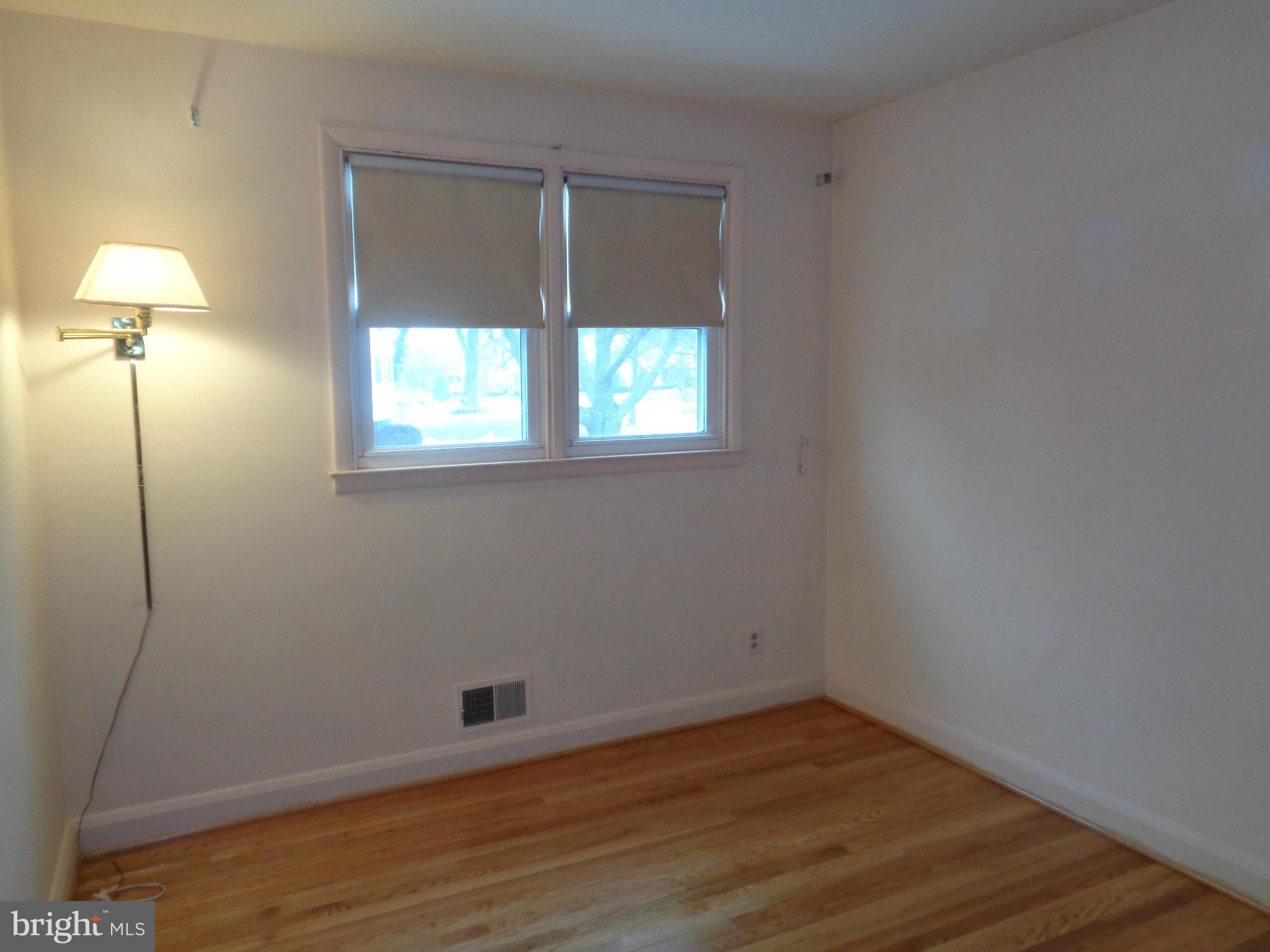 125 Tenbury Road Lutherville-Timonium, MD 21093 - Photo 20 of 30 Bedroom