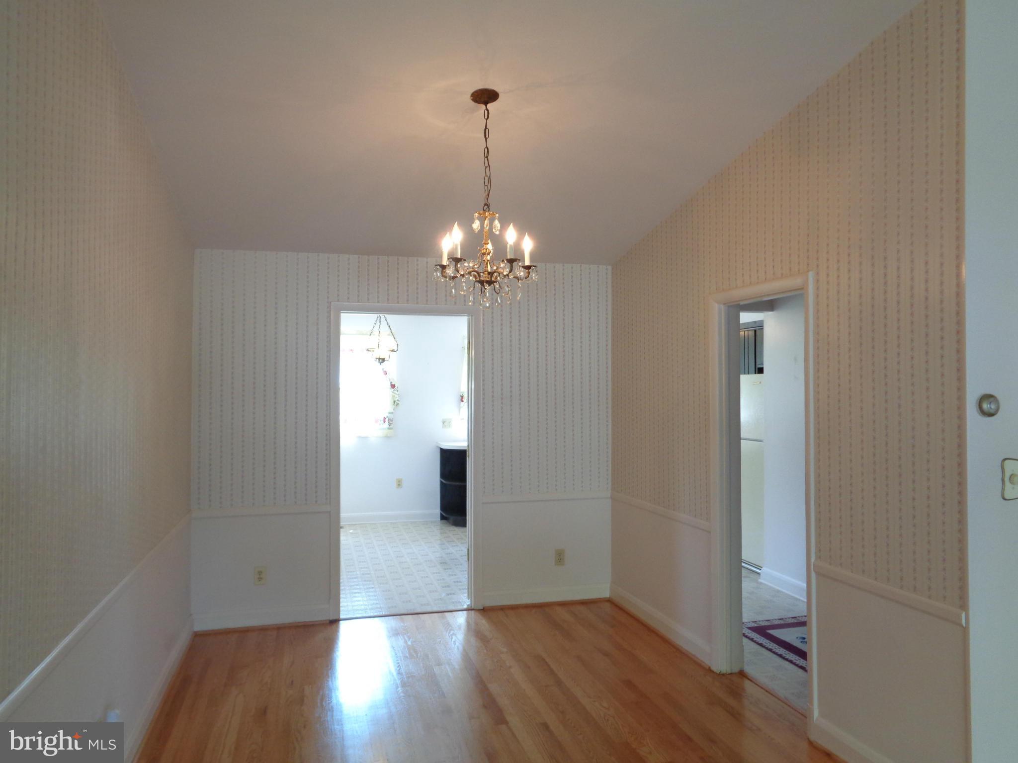 125 Tenbury Road Lutherville-Timonium, MD 21093 - Photo 7 of 30 Dining Room