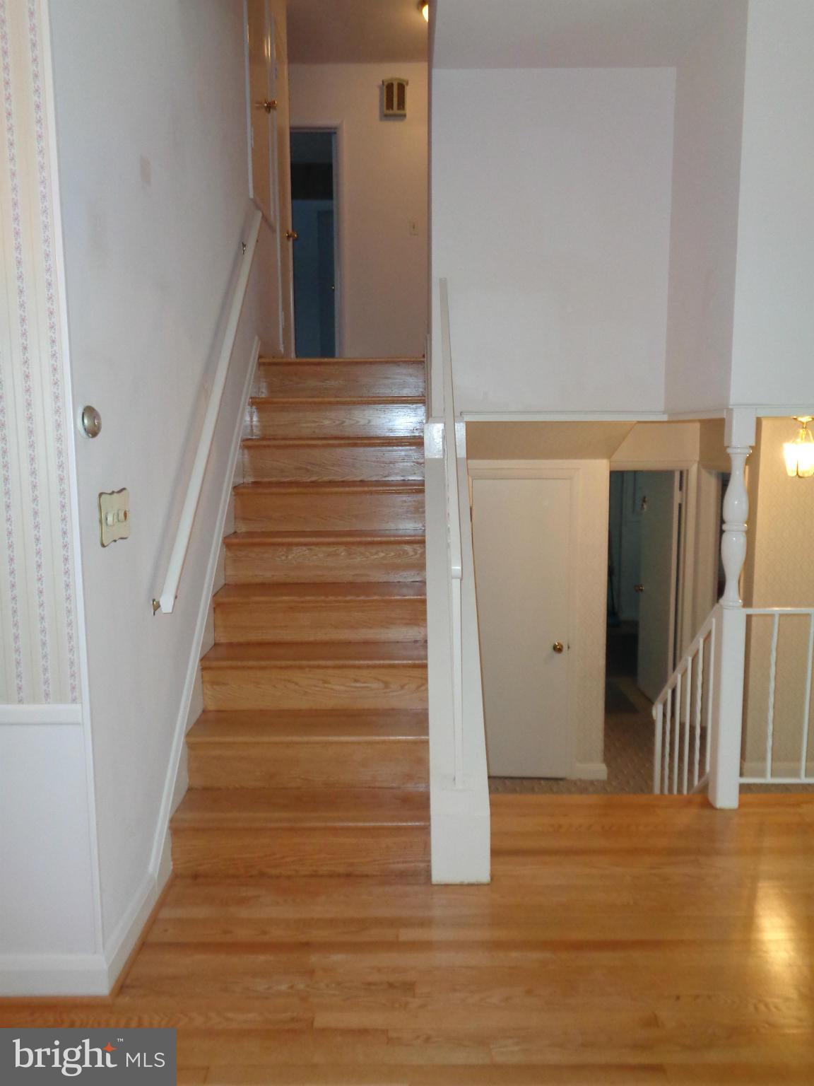 125 Tenbury Road Lutherville-Timonium, MD 21093 - Photo 8 of 30 Interior (General)