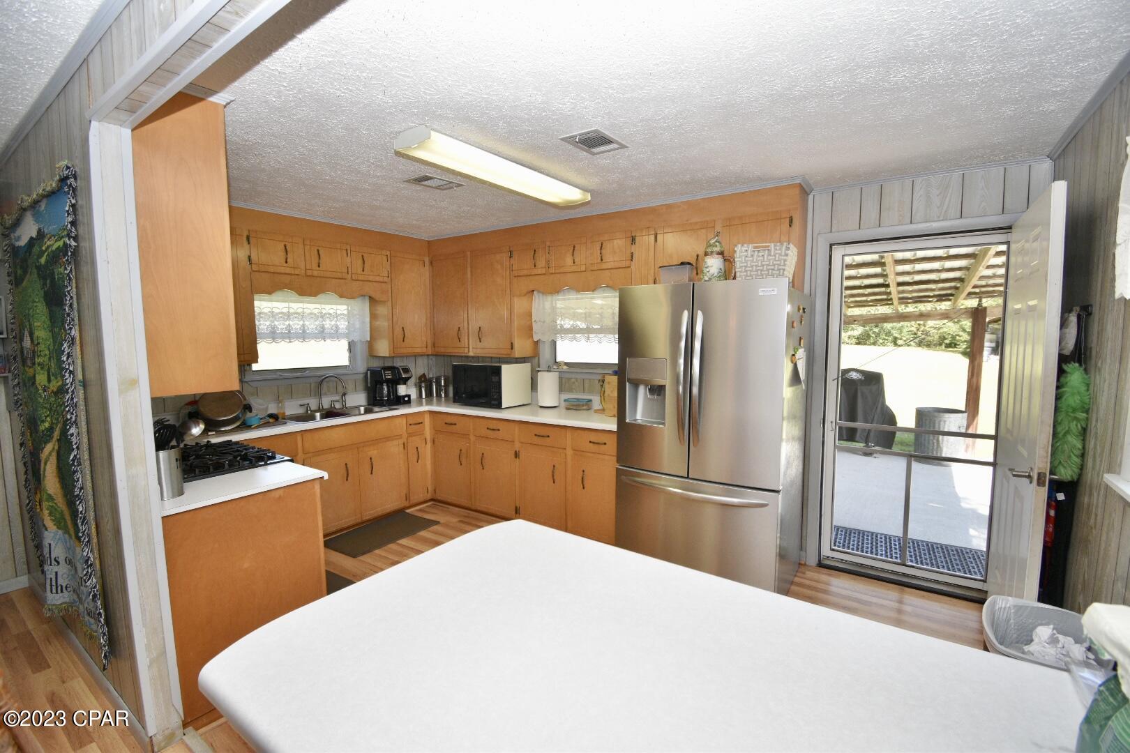 660 Corbin Road Chipley, FL 32428 - Photo 7 of 46
