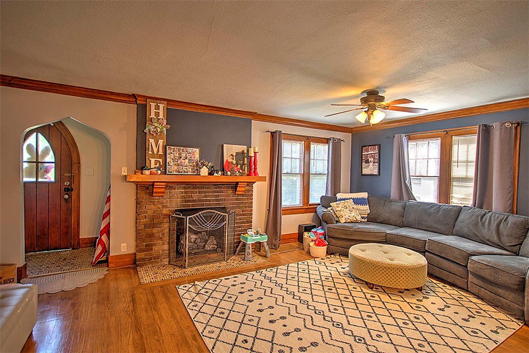 1935 West Forest Avenue Decatur, IL 62522 - Photo 7 of 22