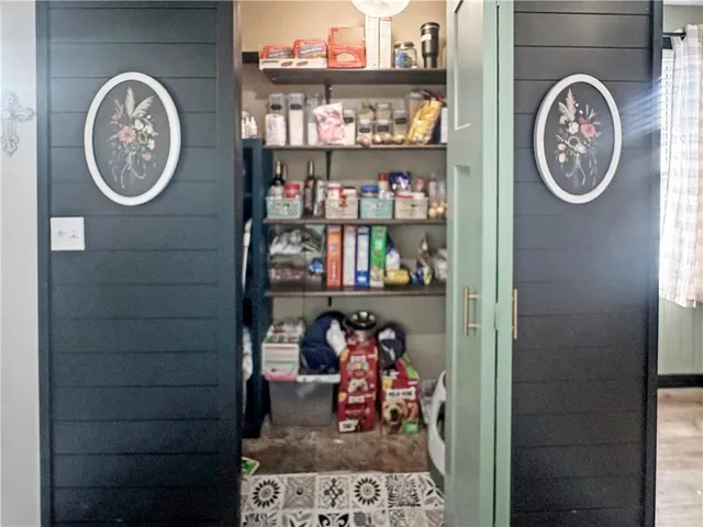 $249,500 | 19617 Lakeview Avenue, Warsaw, MO 65355