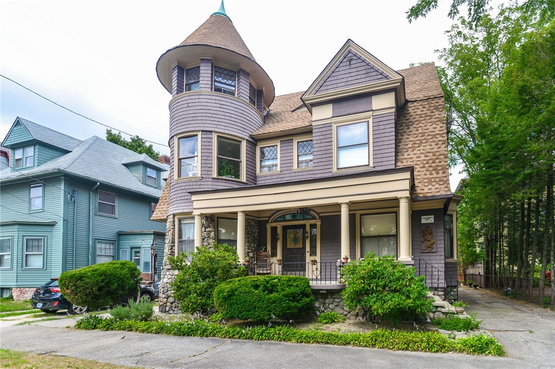25 Hollywood Road Providence, RI 02909 - Photo 2 of 30