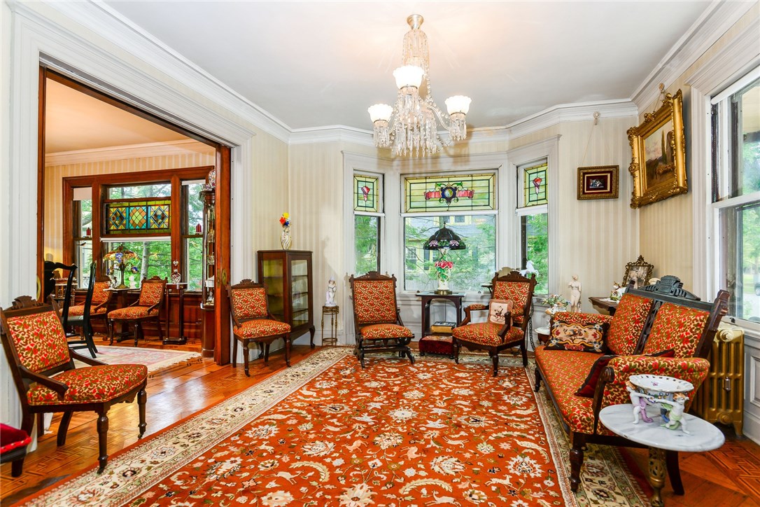 25 Hollywood Road Providence, RI 02909 - Photo 7 of 30
