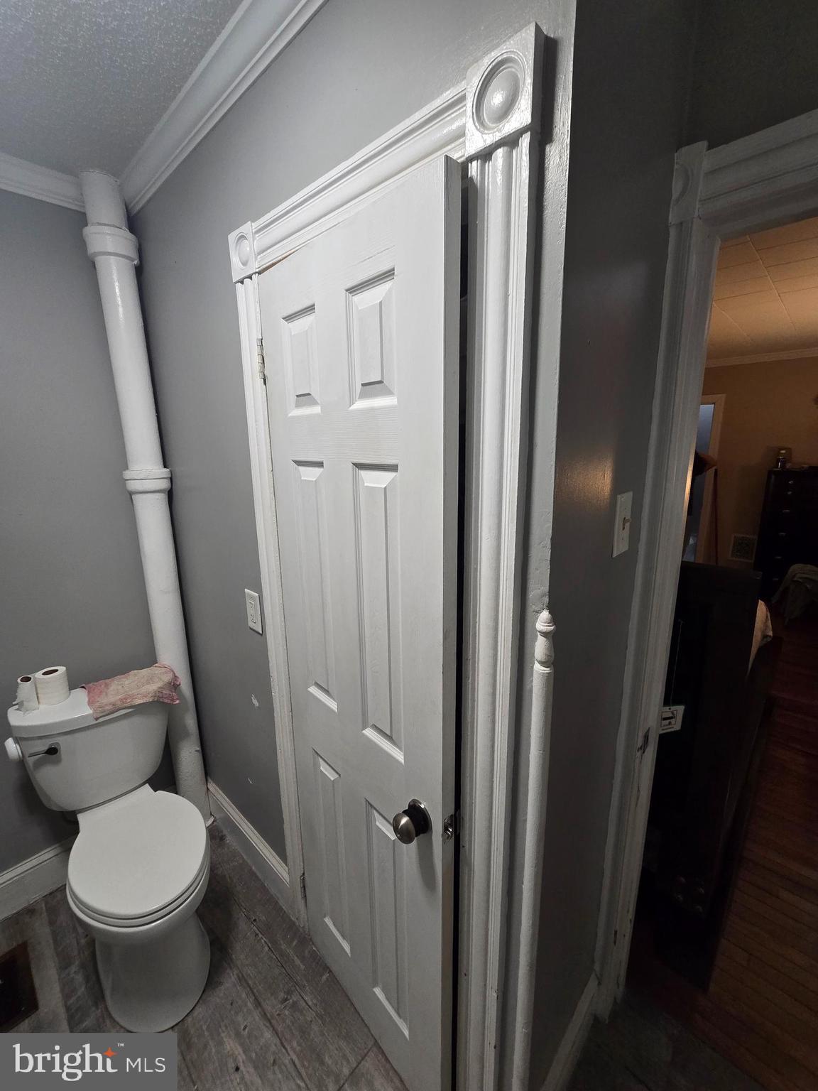 1624 North 10th Street Reading, PA 19604 - Photo 11 of 31 Full Bathroom