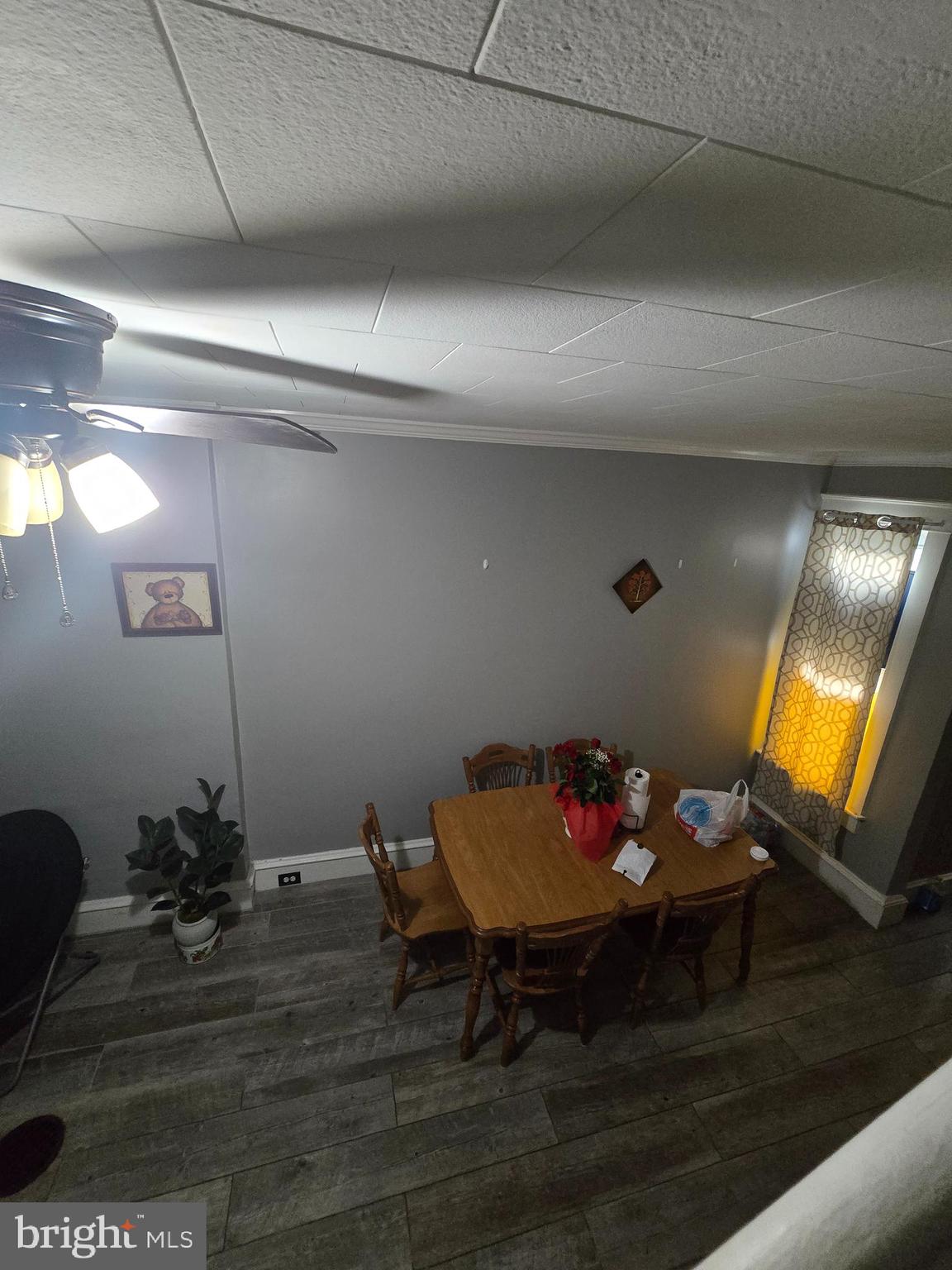 1624 North 10th Street Reading, PA 19604 - Photo 3 of 31 Dining table