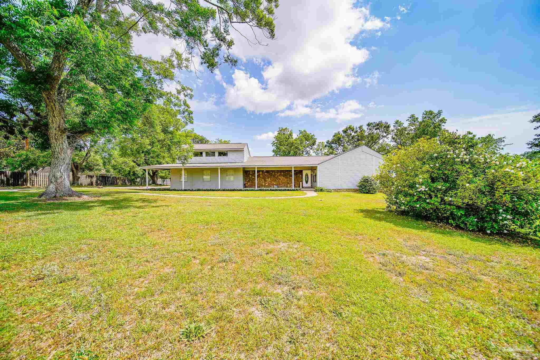 955 East Kingsfield Road Cantonment, FL 32533 - Photo 2 of 50 Gallery Image 2